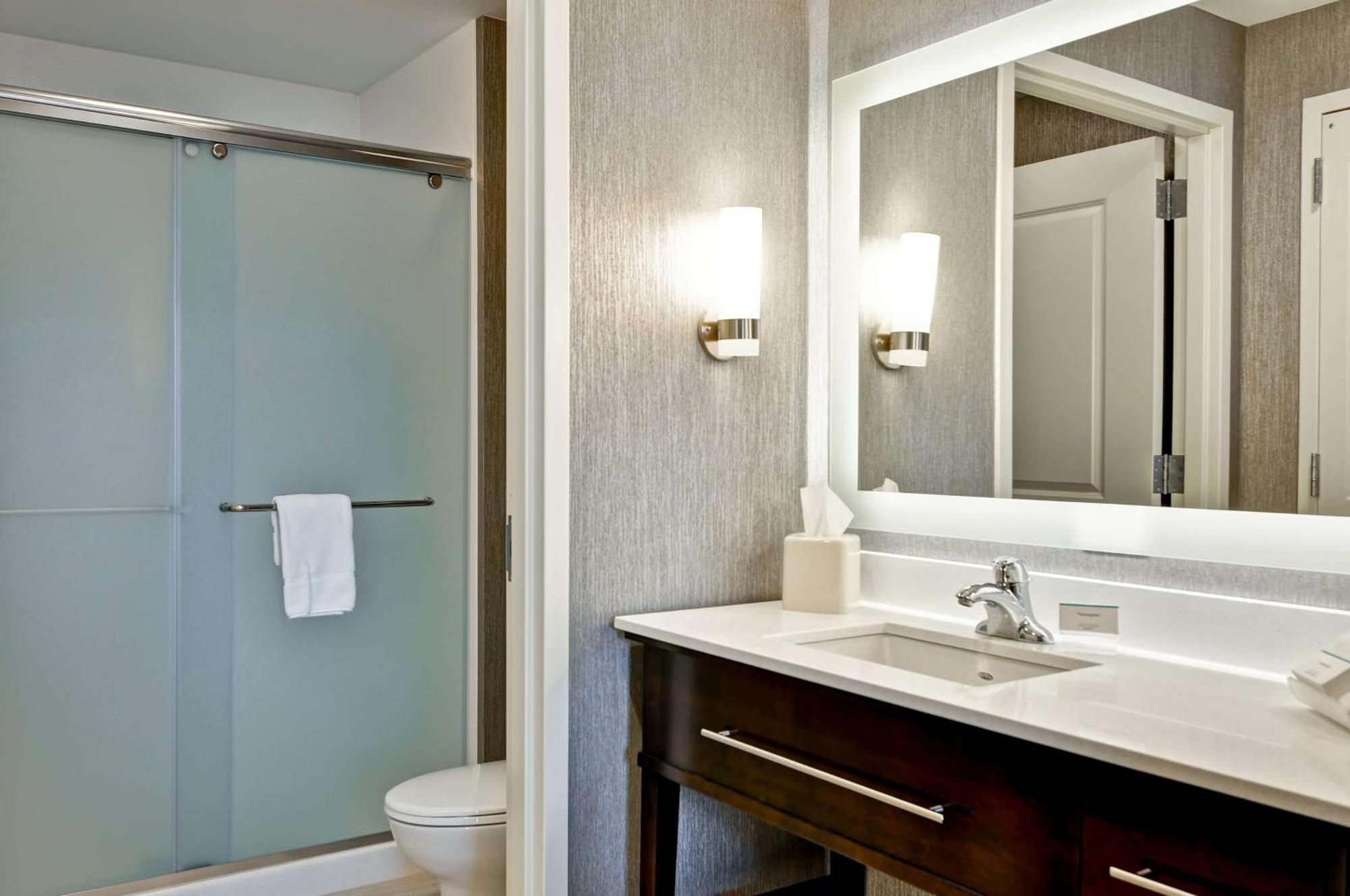 Homewood Suites By Hilton Schenectady Exterior photo