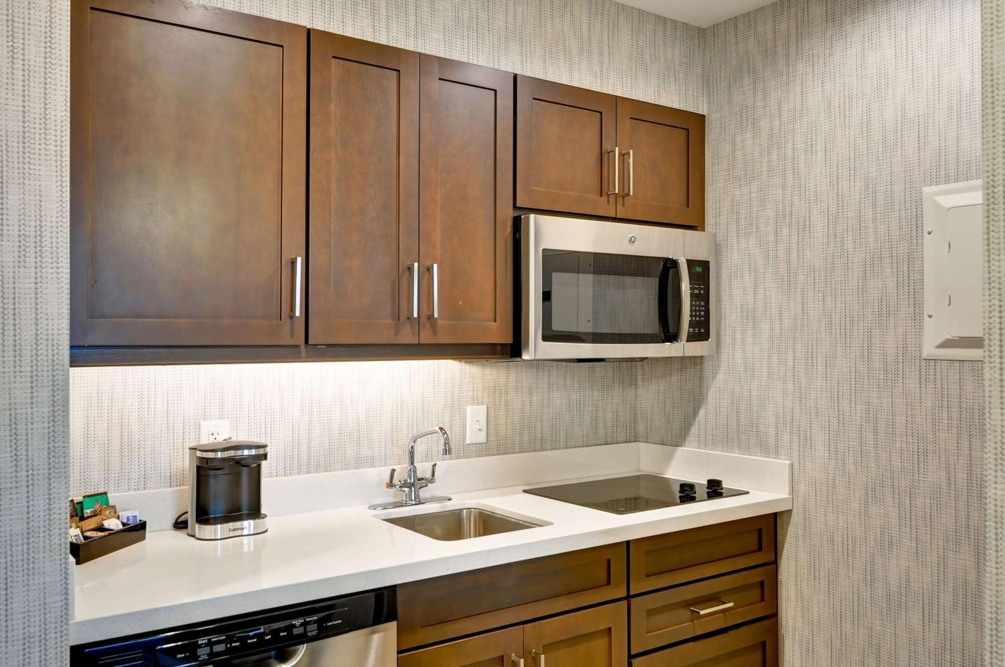Homewood Suites By Hilton Schenectady Exterior photo